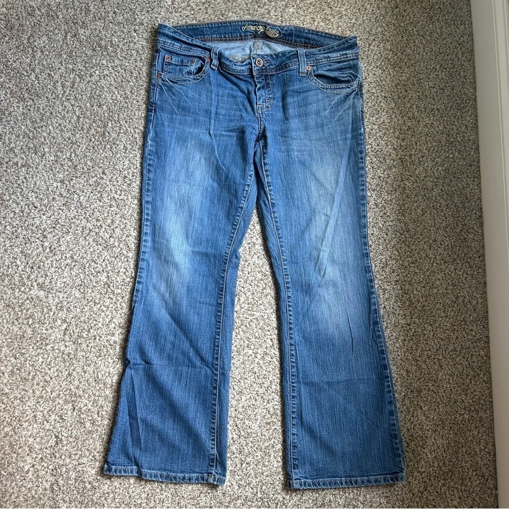 American Eagle Outfitters Blue Boot Cut Jeans Vintage Lowrise Denim Casual Short